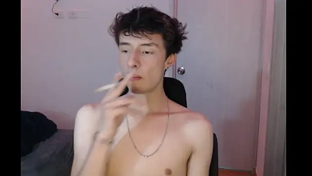 Snapshot of Juanmres chatting on 12, 11, 2025 Juanmres online show from 12, 11, 2025