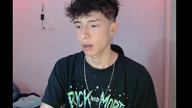 Snapshot of Juanmres chatting on 25, 11, 2025 Juanmres online show from 25, 11, 2025