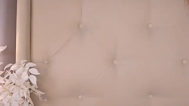 ur wet dreams online show from 12, 4, 2026