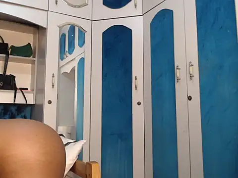 YoungDiva69 online show from 22, 4, 2026