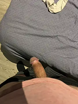 yannusgir33 online show from 22, 4, 2026