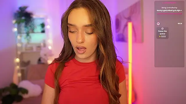 Clara Nia online show from 6, 3, 2026