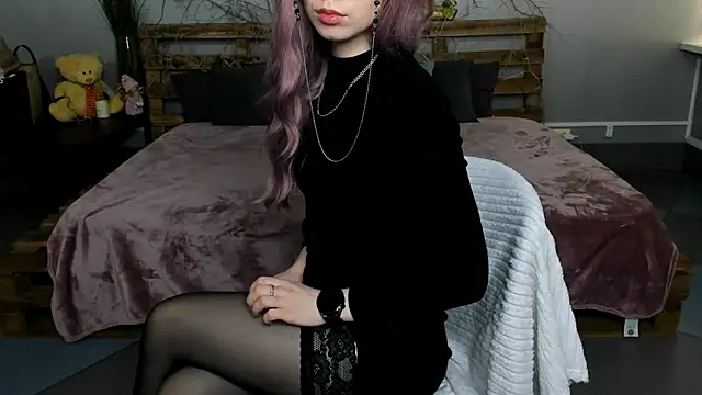 Alikka Shykitty online show from 5, 3, 2025