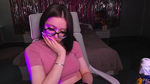 Alikka Shykitty online show from 9, 3, 2025