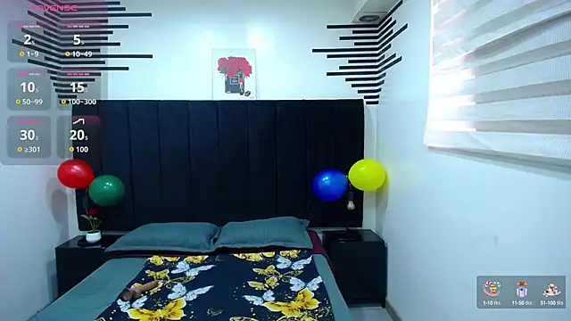 Snapshot of CamiilaReyes chatting on 20, 10, 2025 CamiilaReyes online show from 20, 10, 2025