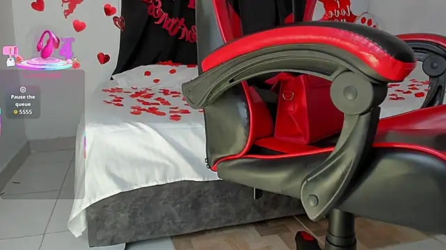 Nicol TransGirl online show from 12, 2, 2026