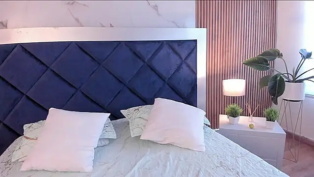 IsabelaWoods online show from 19, 2, 2026