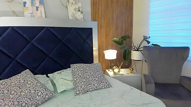 IsabelaWoods online show from 17, 4, 2026