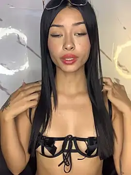 Miss karol online show from 1, 2, 2025