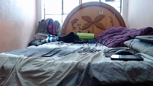 nakedlima online show from 5, 1, 2026