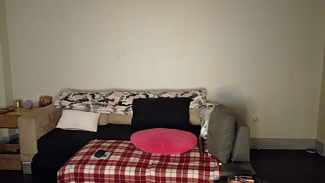 FreckleFaceBeauty online show from 19, 3, 2026