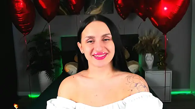 EmiliaBeynard online show from 25, 2, 2025