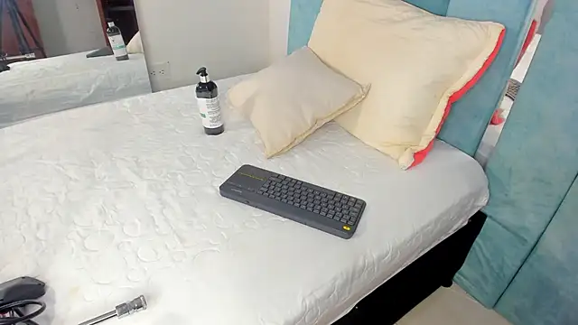 AlexxaSmall online show from 10, 3, 2025