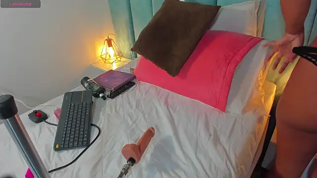 Annita001 online show from 25, 4, 2026