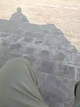 xmanrawan2 online show from 5, 2, 2025