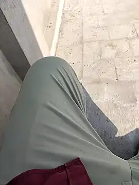 xmanrawan2 online show from 11, 2, 2025