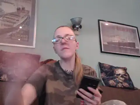 Astrid-Gilbert online show from 6, 2, 2025