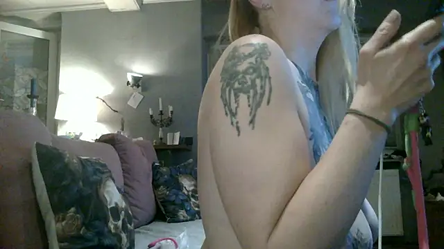 Astrid-Gilbert online show from 14, 12, 2025