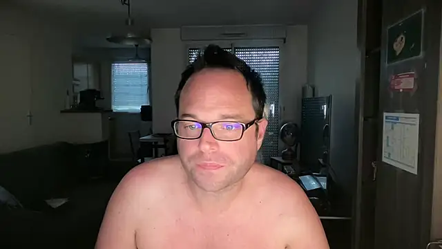 Funnyjul31 online show from 29, 3, 2026