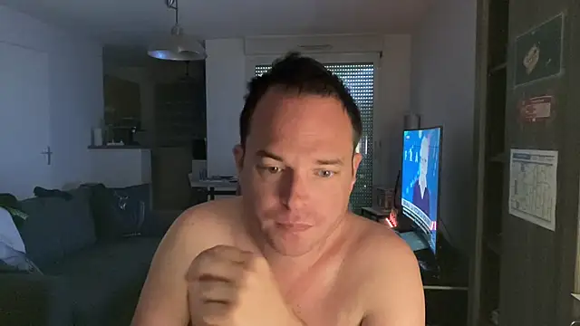 Funnyjul31 online show from 18, 4, 2026