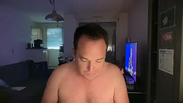 Funnyjul31 online show from 23, 4, 2026