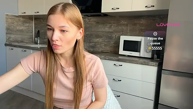 Snapshot of maria_plaudice chatting on 14, 3, 2025 maria plaudice online show from 14, 3, 2025