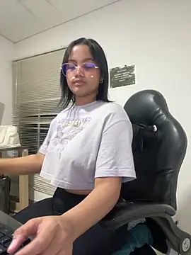 my cam online show from 12, 2, 2025