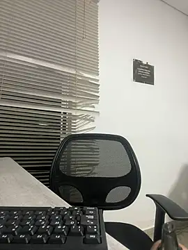 my cam online show from 8, 3, 2025