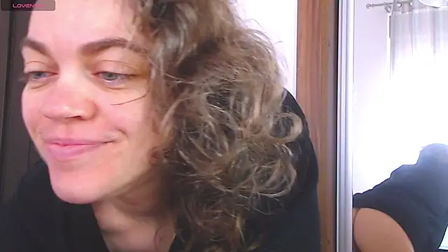 Snapshot of Ju-Hot chatting on 30, 1, 2025 Ju-Hot online show from 30, 1, 2025