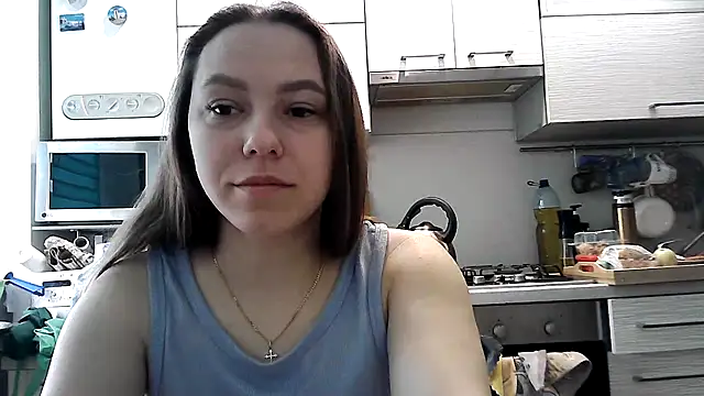 Snapshot of Misssweet_s chatting on 4, 3, 2025 Misssweet s online show from 4, 3, 2025