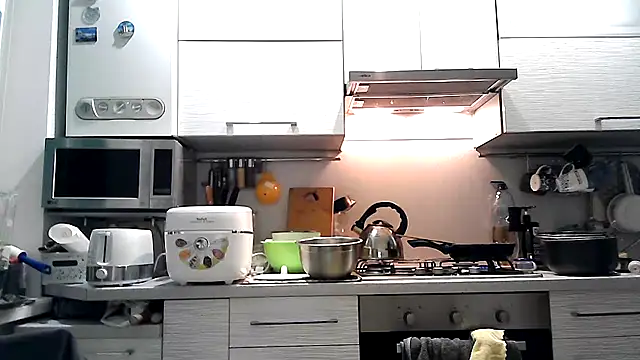 Snapshot of Misssweet_s chatting on 19, 3, 2025 Misssweet s online show from 19, 3, 2025