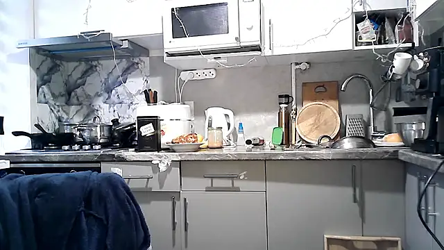 Misssweet s online show from 23, 12, 2025