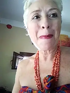 Snapshot of divinaerotica chatting on 29, 5, 2026 divinaerotica online show from 29, 5, 2026