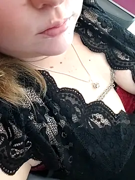 Snapshot of sam0and0katy chatting on 11, 10, 2025 sam0and0katy online show from 11, 10, 2025