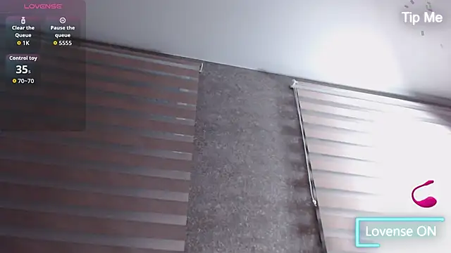 LillySquirtShot online show from 14, 1, 2026