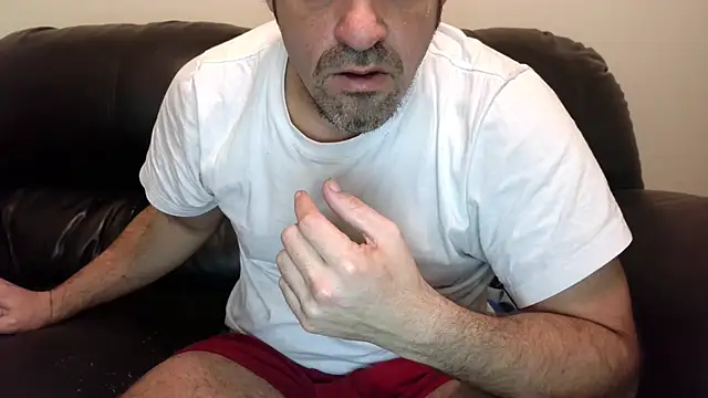 Snapshot of Troyt87 chatting on 18, 12, 2025 Troyt87 online show from 18, 12, 2025