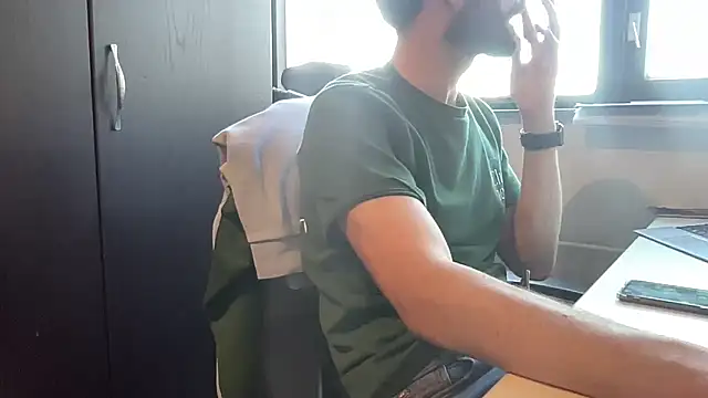 Snapshot of bullyboyy chatting on 27, 1, 2025 bullyboyy online show from 27, 1, 2025