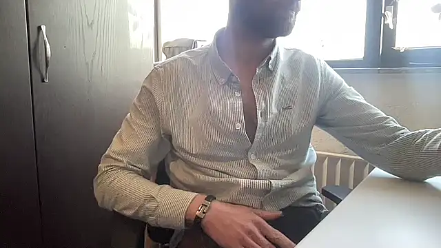 Snapshot of bullyboyy chatting on 17, 2, 2025 bullyboyy online show from 17, 2, 2025