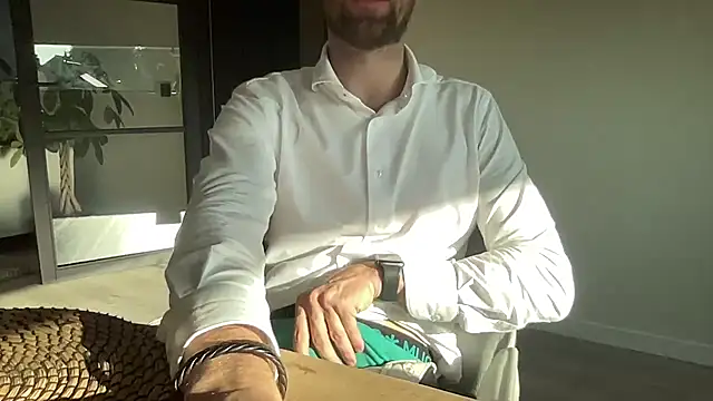 Snapshot of bullyboyy chatting on 10, 9, 2025 bullyboyy online show from 10, 9, 2025