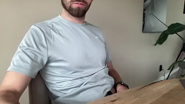 Snapshot of bullyboyy chatting on 30, 9, 2025 bullyboyy online show from 30, 9, 2025