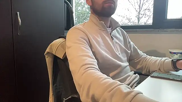 Snapshot of bullyboyy chatting on 19, 11, 2025 bullyboyy online show from 19, 11, 2025