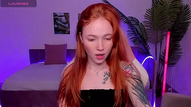 Maya Light online show from 21, 9, 2025