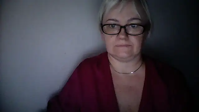 Mayya4321 online show from 4, 10, 2025