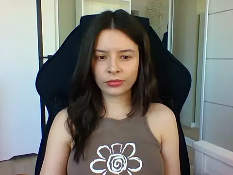 LariceSexy online show from 1, 4, 2026