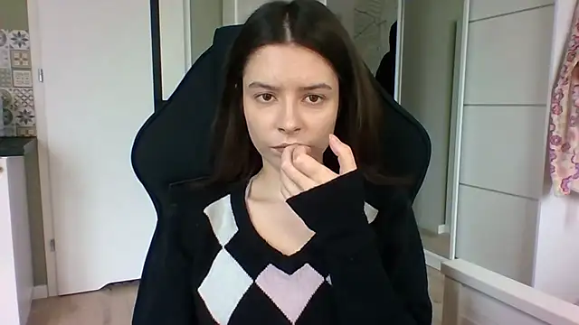 LariceSexy online show from 8, 4, 2026