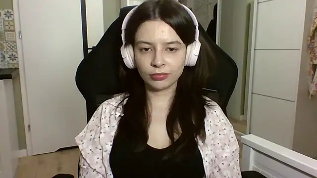 LariceSexy online show from 18, 4, 2026