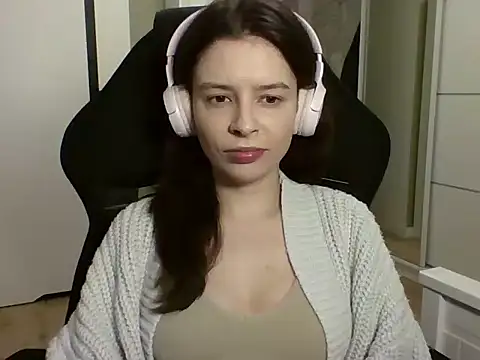 LariceSexy online show from 28, 4, 2026