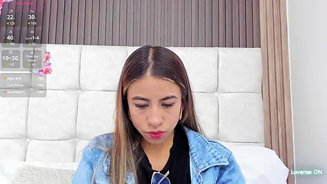 Ariana greenblat online show from 6, 6, 2026