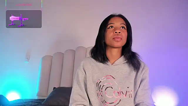 Zaira Rose  online show from 5, 11, 2025