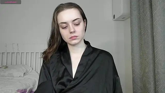 Snapshot of Hustle_Babyy chatting on 22, 9, 2025 Hustle Babyy online show from 22, 9, 2025